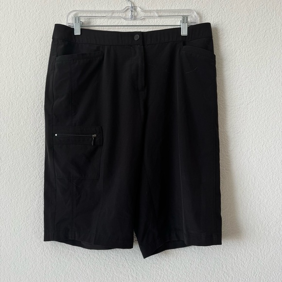 Golf by Chico’s Pants - Zenergy Golf by Chico’s Stretch Bermuda Shorts  Size 1 (8/10)